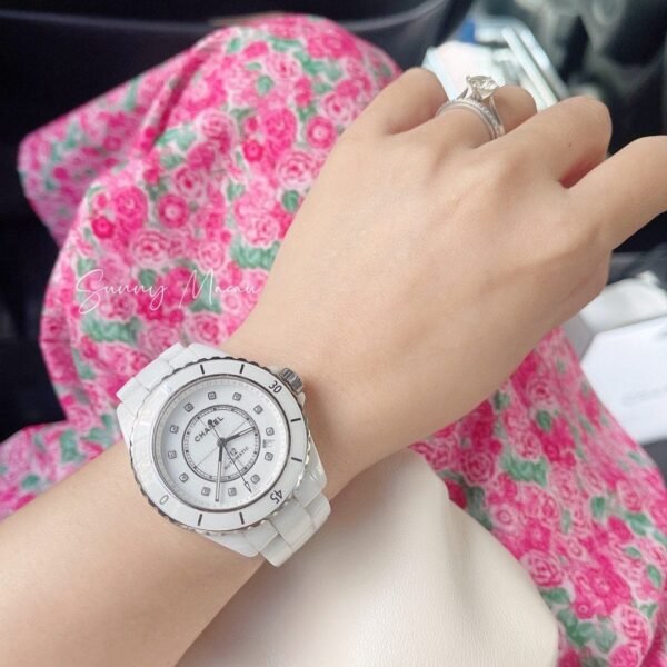 CHANEL J12 WATCH CALIBER 12.2
