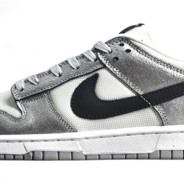 Dunk Low Shimmer DO5882-001