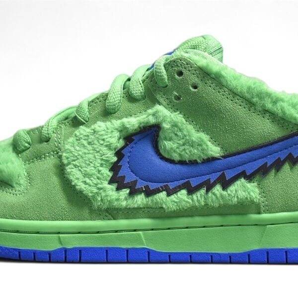 SB Dunk Low Grateful Dead Bears Green CJ5378-300