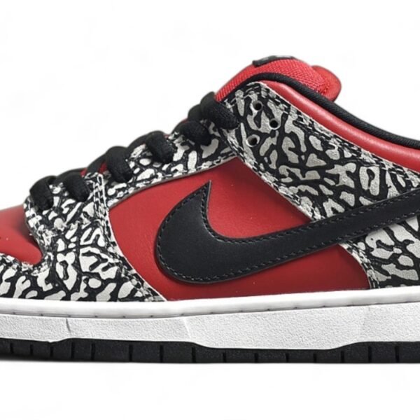 Dunk SB Low Supreme Red Cement (2012) 313170-600