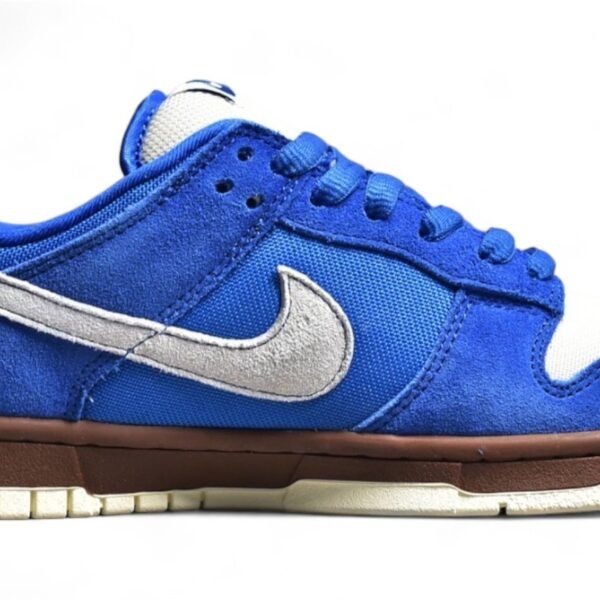 NK SB Dunk Low Gold Rail 304292-472