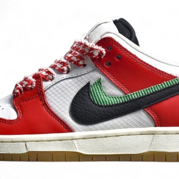 SB Dunk Low Frame Skate Habibi CT2550-600