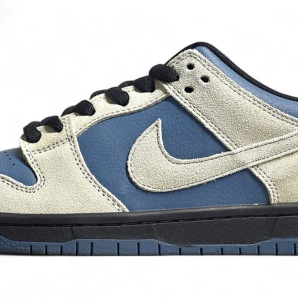 SB Dunk Low Atmosphere Blue Beige BQ6817-002